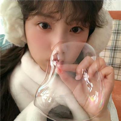 女儿国嬉春